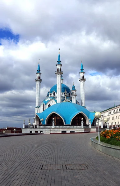 Parkoviště v Kazaňský Kreml — Stock fotografie