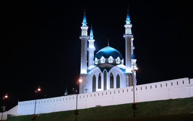 kazan kremlin gece kul Şerif Camii