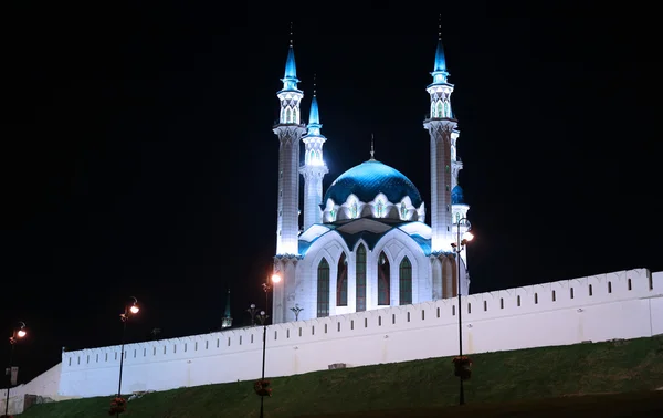 Kazan kremlin éjjel Kul-sharif-mecset — Stock Fotó