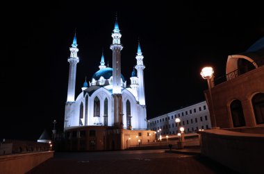 kazan kremlin gece kul Şerif Camii