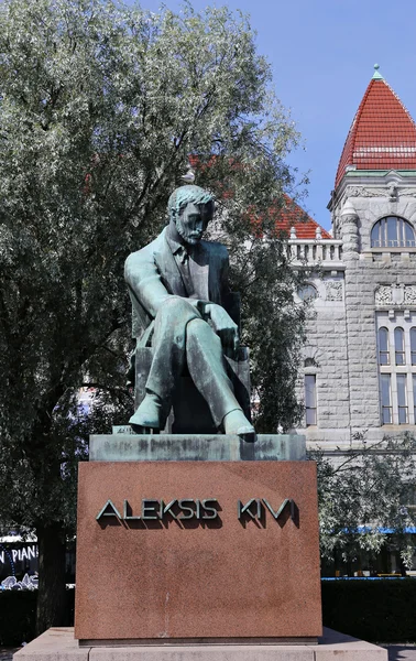 Monument till Aleksis Kivi i Helsingfors — Stockfoto