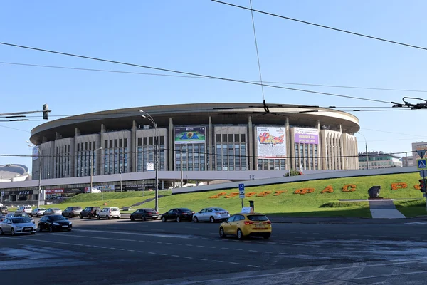 Будівля спортивний комплекс «Олімпійський» в Москві — стокове фото