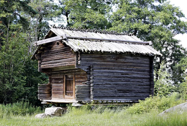 Stary Dom - pomnik architektury drewnianej w Finlandii — Zdjęcie stockowe