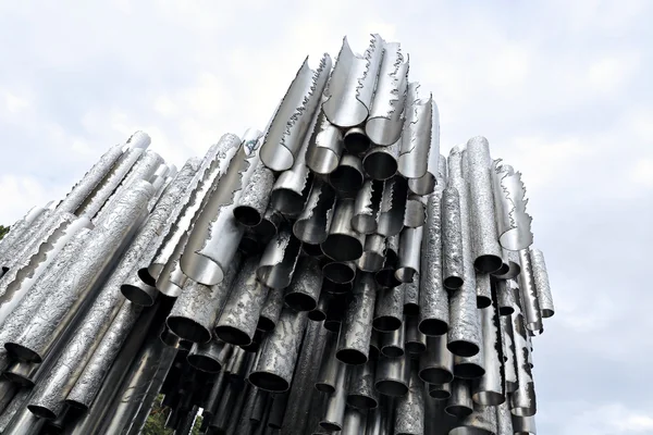 Fragment av monument till finlandssvensk kompositör Jan Sibelius i Helsingfors — Stockfoto