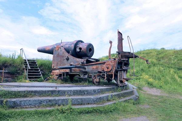 Παλαιό κανόνι στο φρούριο στη θάλασσα του Suomenlinna — Φωτογραφία Αρχείου