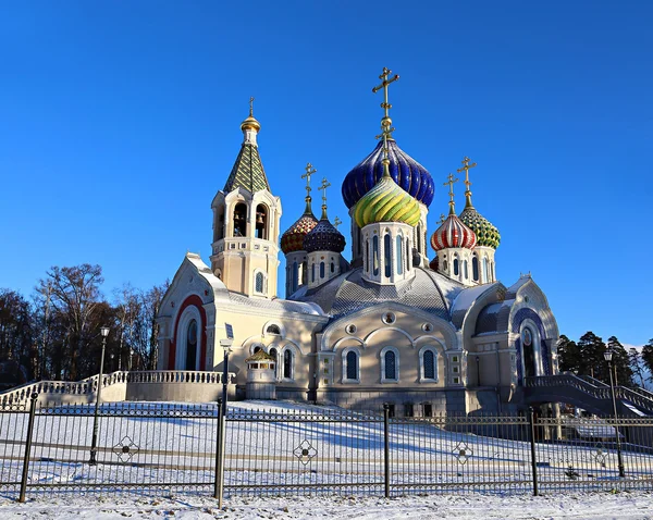 Церква Спасителя Преображення Господнього подвір'ям Патріарх Московський — стокове фото