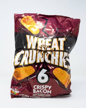 Okuma, Birleşik Krallık - 13 Temmuz 2020: Altı paket buğday gevreği tabanlı abur cubur