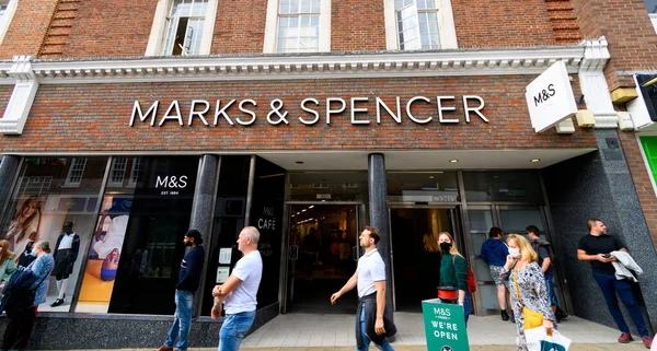 Windsor United Kingdom August 2020 Frontage Marks Spencers Department Store — Stock Photo, Image