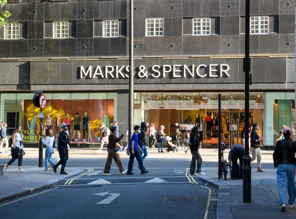 London United Kingdom August 2021 Frontage Marks Spencer Department Store — Stock Photo, Image