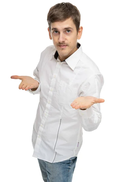 年轻英俊的高个子白人男子 棕色头发 白衬衫 背景为白色 — 图库照片