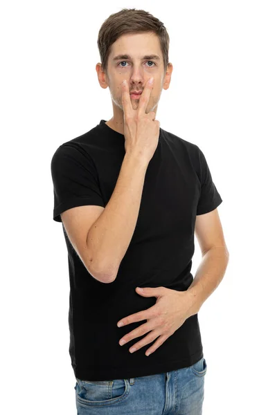 Joven Guapo Alto Delgado Hombre Blanco Con Cabello Castaño Haciendo — Foto de Stock