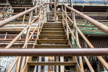 eski bir yüksek fırın 