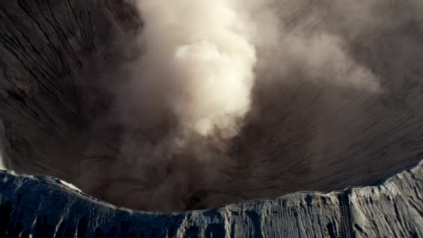 Вид Воздуха Кратер Вулкана Гунунг Бромо Является Действующим Вулканом Кратер — стоковое видео