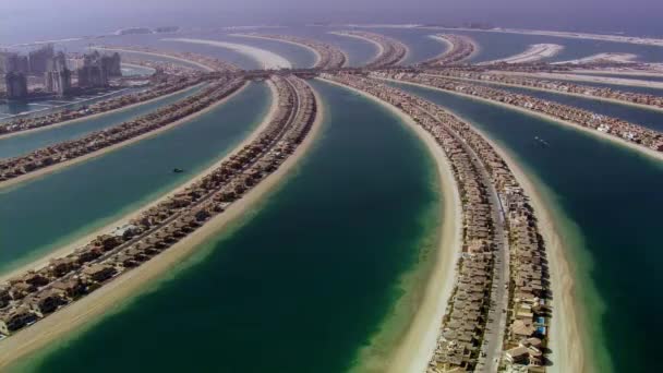 从阿联酋迪拜的Palm Jumeirah岛俯瞰全市 — 图库视频影像