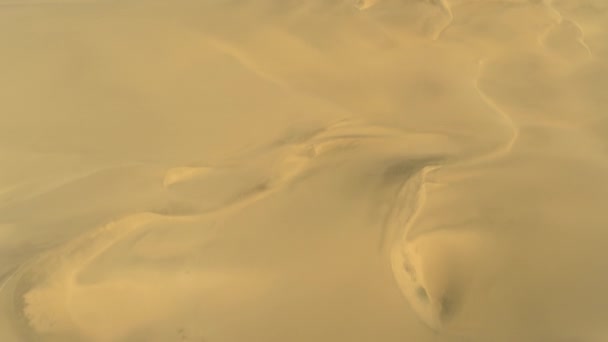 세계의 벨피라 사막에서 발생하는 지질학적 경이이다 사우디아라비아 리야드 북서쪽에 공중에서 — 비디오