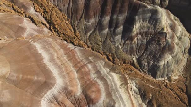 Aerial Edge World Jebel Fihrayn Egy Váratlan Drámai Geológiai Csoda — Stock videók