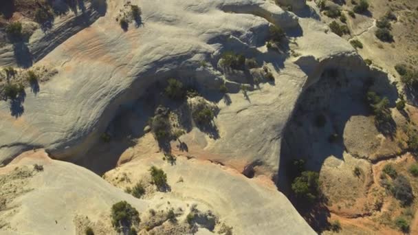Aerial Edge World Jebel Fihrayn Uma Maravilha Geológica Inesperada Dramática — Vídeo de Stock