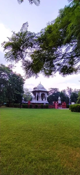 Vacker Frodig Grön Begum Hazrat Mahal Park Lucknow Uttar Pradesh — Stockfoto