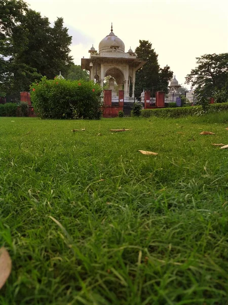 Vacker Frodig Grön Begum Hazrat Mahal Park Lucknow Uttar Pradesh — Stockfoto