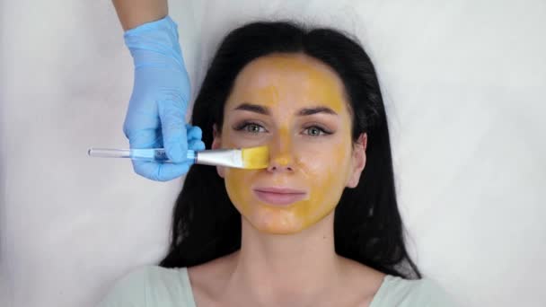 美容师用剥皮法 — 图库视频影像