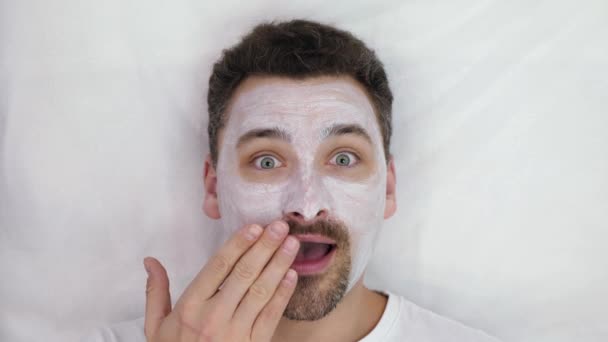 Емоційна бородатого мужчини — стокове відео