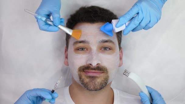 男性面部疗法的概念 — 图库视频影像