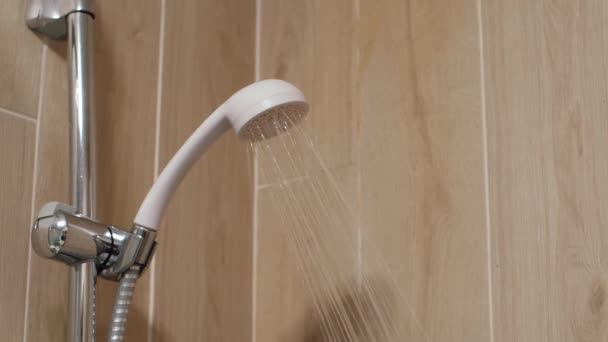 Włączanie głowicy prysznicowej — Wideo stockowe