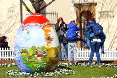 boyalı Paskalya yumurtaları