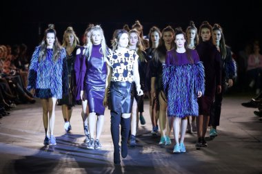 Cro a Porter Fashion Show : Marina Jerant, Zagreb, Hırvatistan