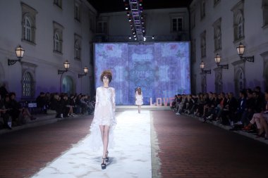 Cro a Porter Fashion Show : Boudoir, Zagreb, Hırvatistan