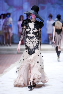 Cro a Porter Fashion Show : Boudoir, Zagreb, Hırvatistan