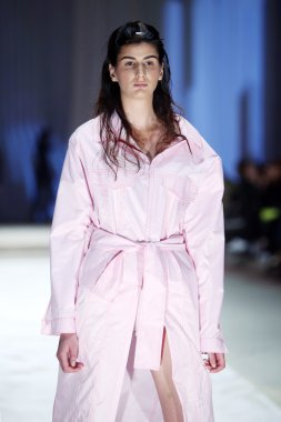 Cro Porter moda gösterisi: Mario Vijackic, Zagreb, Hırvatistan