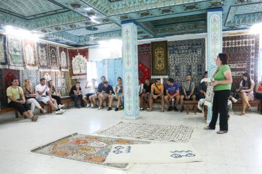 Kairouan Antik halı dükkanı