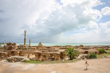 Akdeniz ile Antonine Hamam