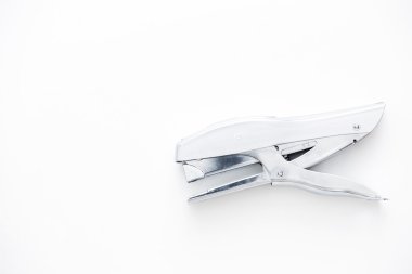 Kopya alanı ile beyaz arka plan üzerinde zımba