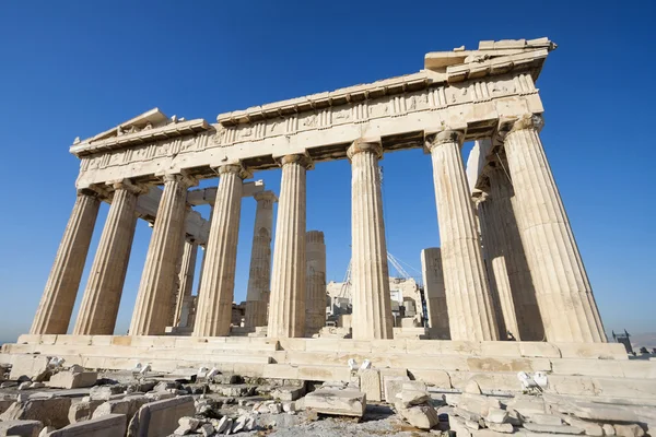 Columns of Parthenon temple in Acropolis of Athens — Stock Photo, Image