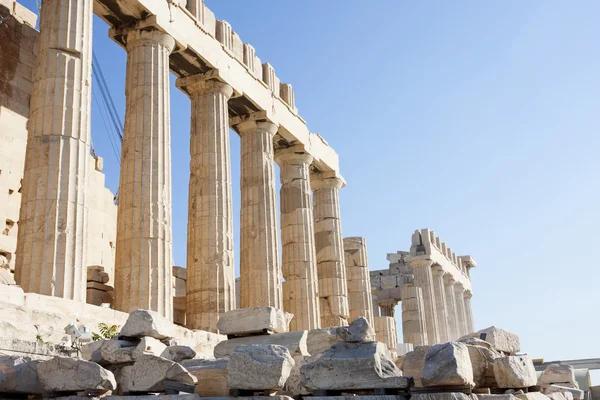 Columns of Parthenon temple in Athens — Stock Photo, Image
