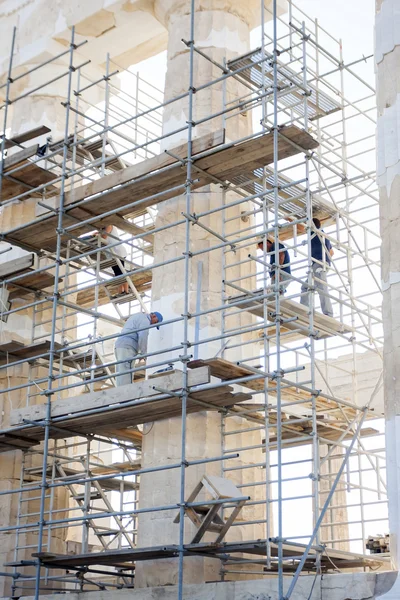 Wiederaufbauarbeiten am Parthenon in Griechenland — Stockfoto