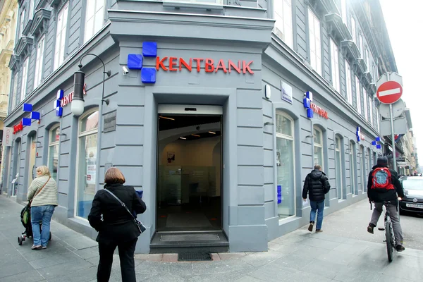Kentbank branch in city centre — Stock Photo, Image