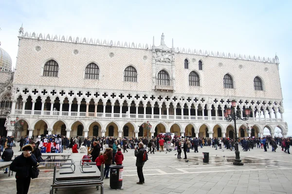 Palazzo Ducale su Piazza San Marco a Venezia — Foto Stock