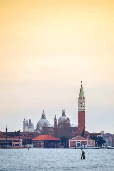 Utsikt over San Giorgio Maggiore i Italia – stockfoto