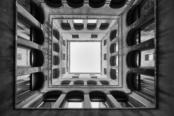 Bottom view of Archeological Museum in Venice bw — Stock Photo, Image