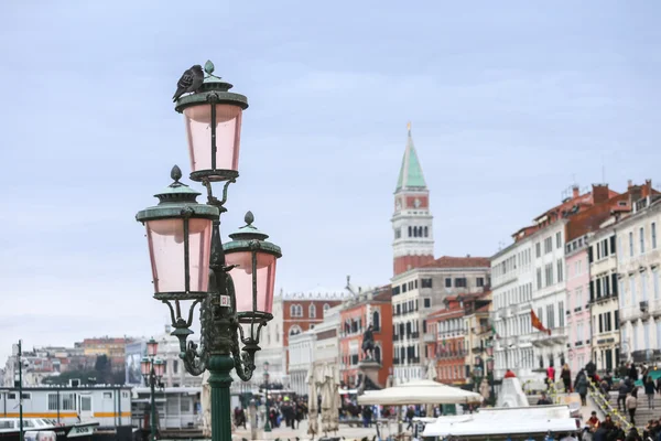 Street lamp at Riva degli Schiavoni — Stock Photo, Image