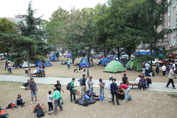 Syrian immigrants in Belgrade — Stock Photo, Image