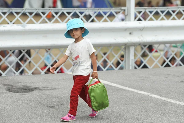 Syrian refugee child in Serbia — Stock Photo, Image