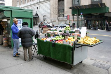 Fruit stand in Midtown Manhattan