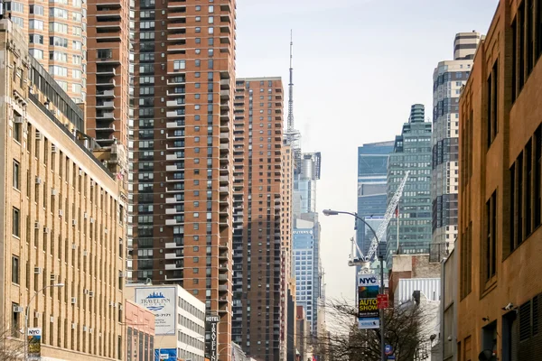 Residential building in Midtown Manhattan — Φωτογραφία Αρχείου