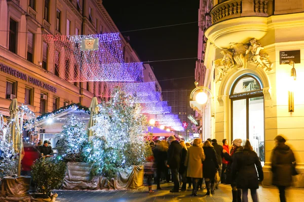 Lidé se těší Advent v Záhřebu — Stock fotografie