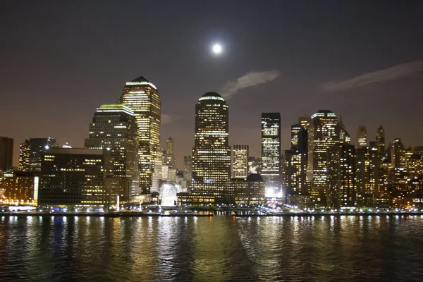 Financial District in New York verlicht — Stockfoto