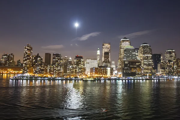 Financial District's nacht verlicht — Stockfoto